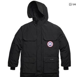 Canada Goose Men's Black Puffer Jacket